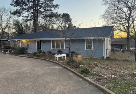 907 W Fordall Street Henderson TX 75652