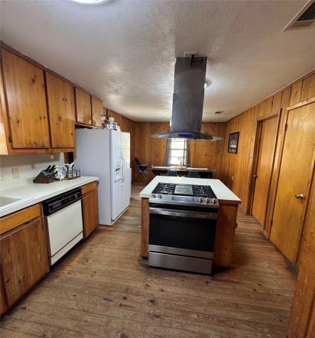 907 W Fordall Street Henderson TX 75652