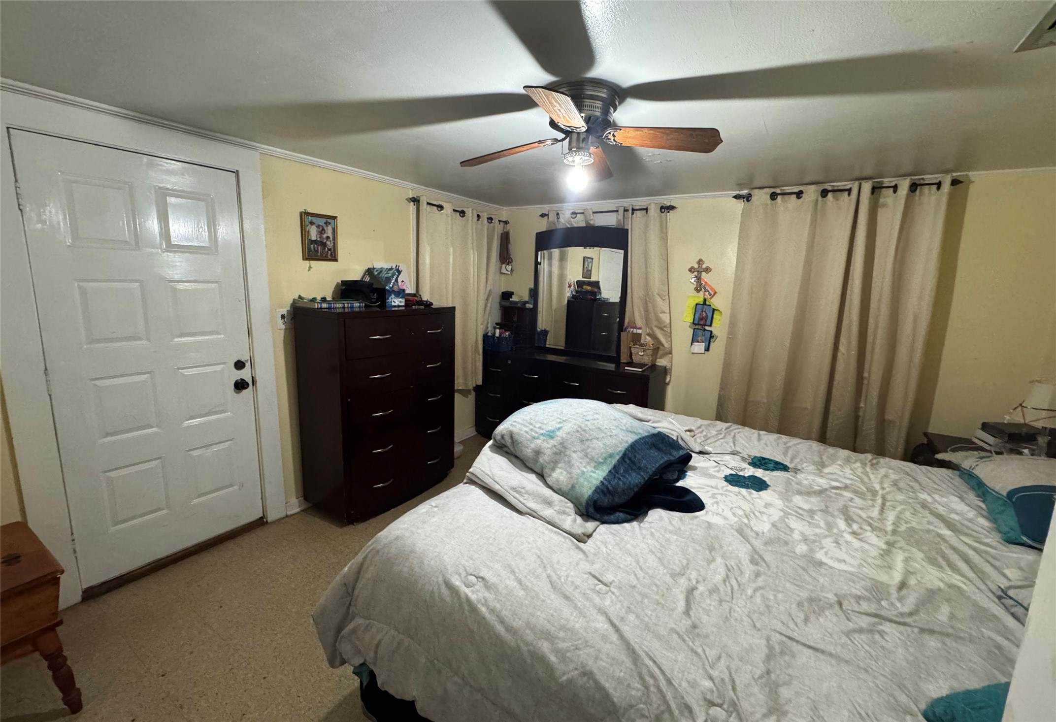 907 W Fordall Street Henderson TX 75652