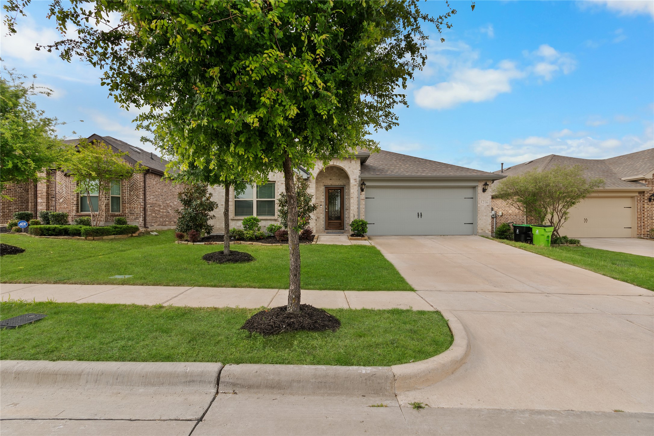 1216 Coyote Ridge Aubrey TX 76227
