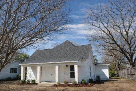 807 Kaufman Street Waxahachie TX 75165