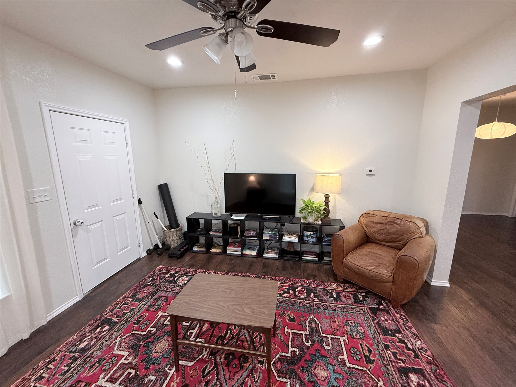 807 Kaufman Street Waxahachie TX 75165