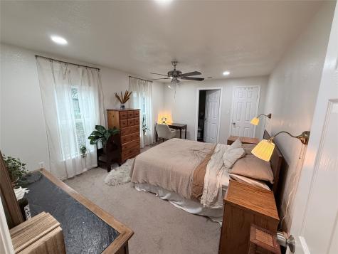 807 Kaufman Street Waxahachie TX 75165