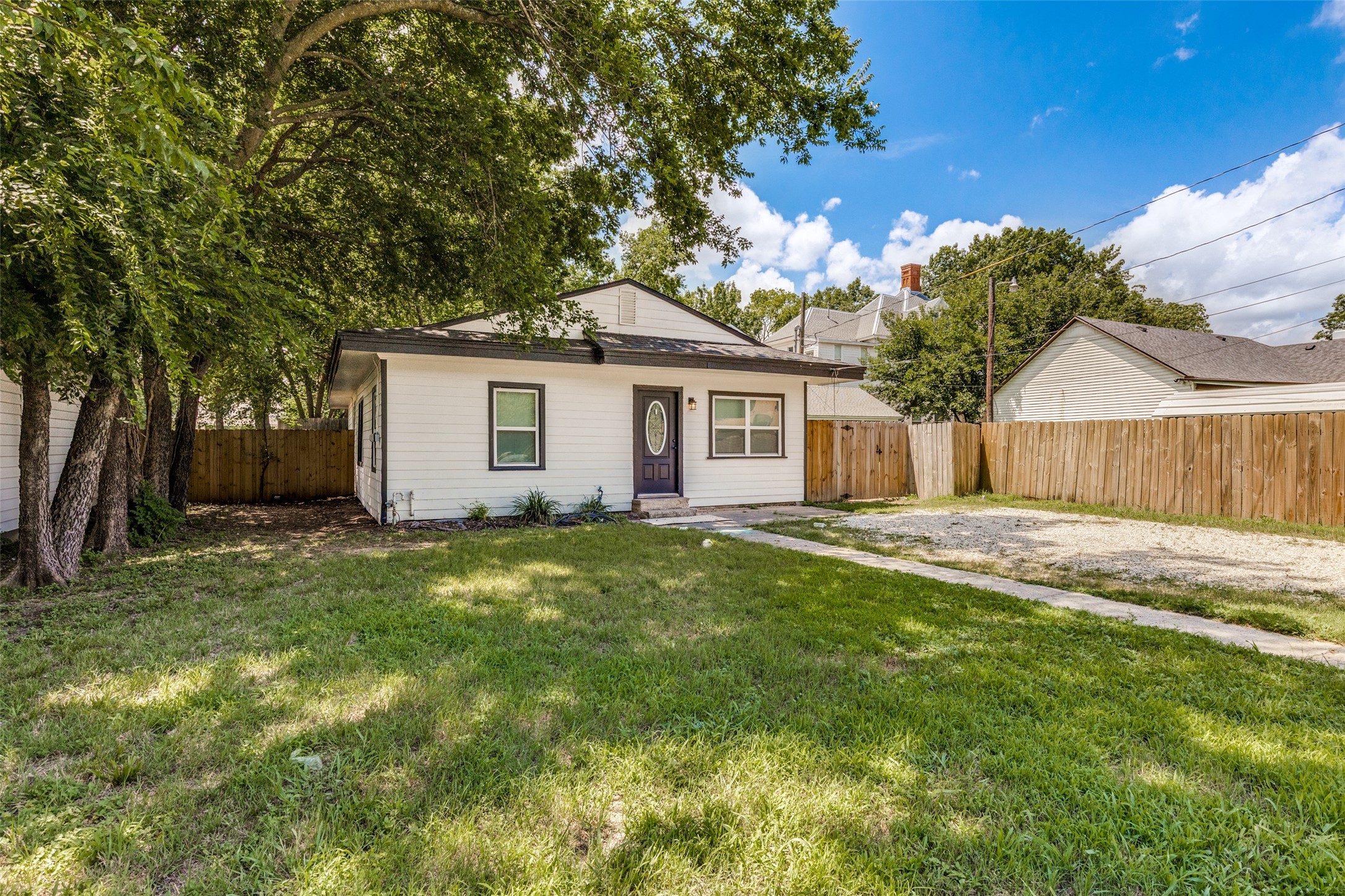 504 Davis Street Gainesville TX 76240