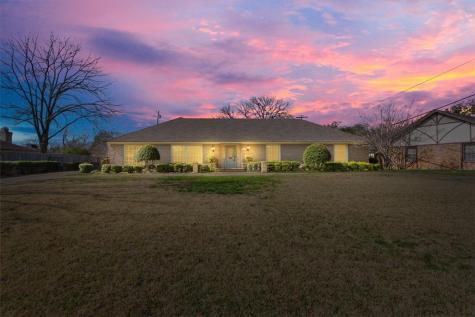 1132 Knotty Oaks Drive Woodway TX 76712