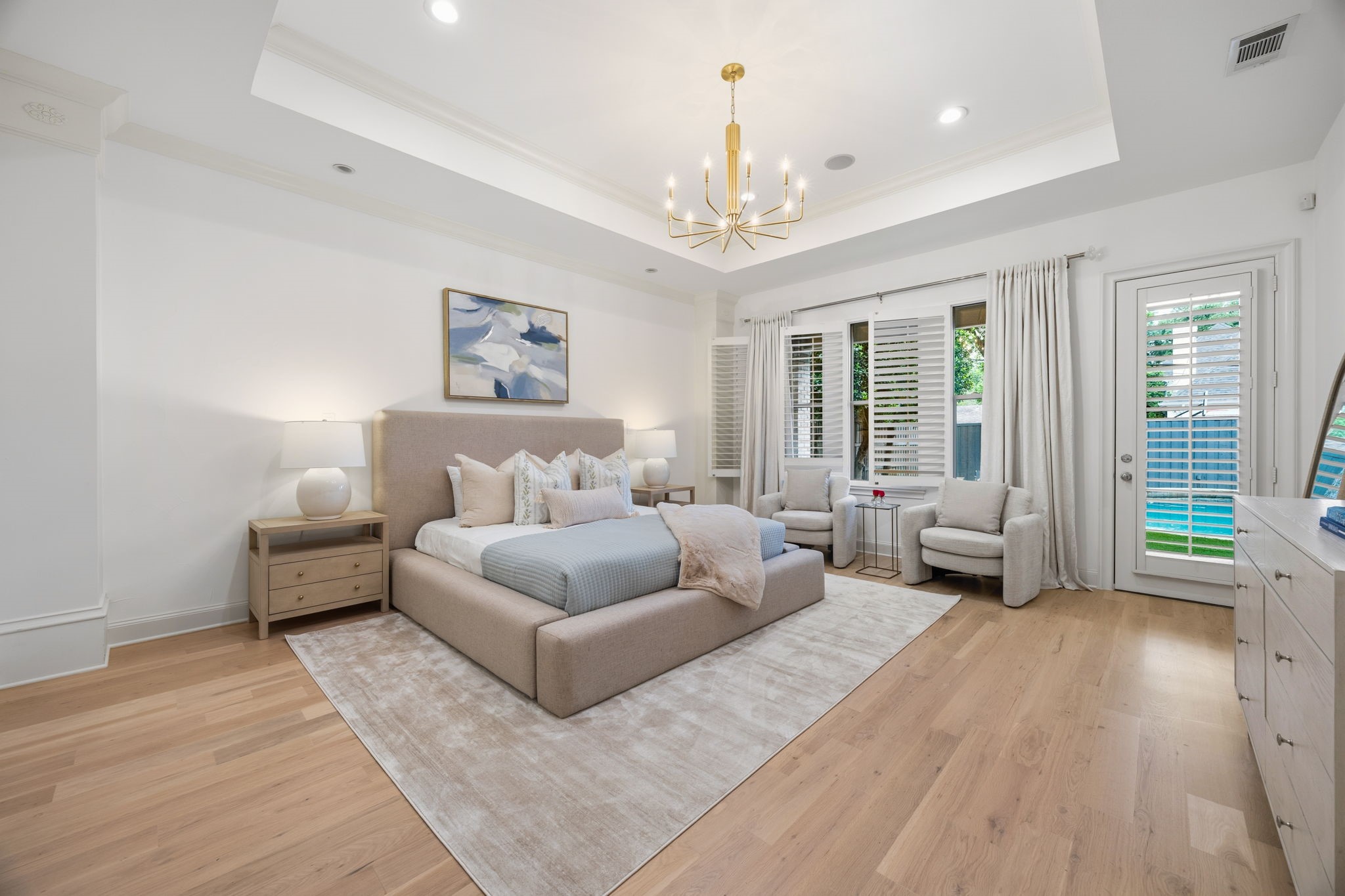 6828 Chevy Chase Avenue Dallas TX 75225