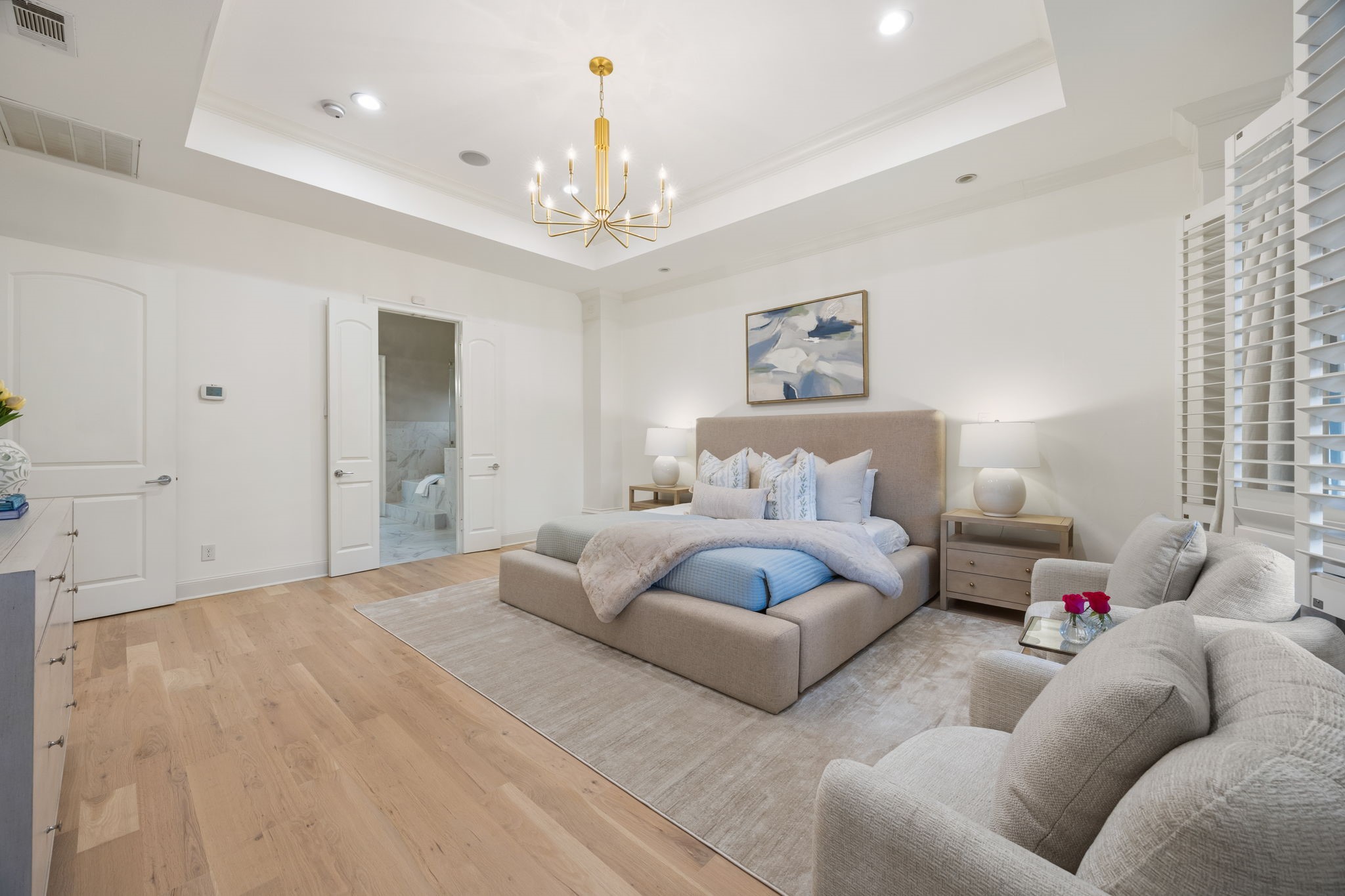 6828 Chevy Chase Avenue Dallas TX 75225