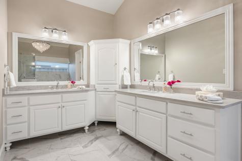 6828 Chevy Chase Avenue Dallas TX 75225