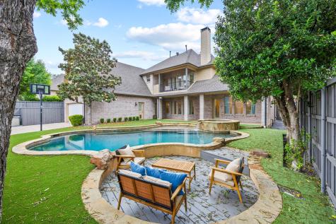 6828 Chevy Chase Avenue Dallas TX 75225