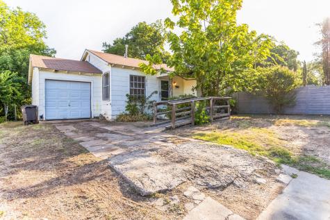 2815 Thannisch Avenue Fort Worth TX 76105