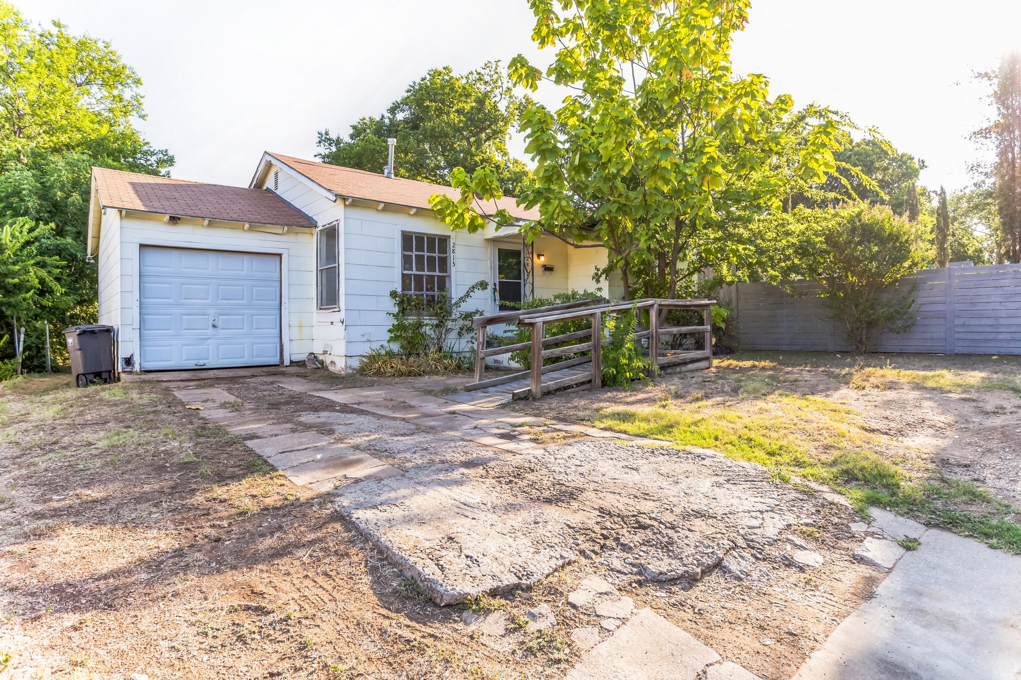 2815 Thannisch Avenue Fort Worth TX 76105