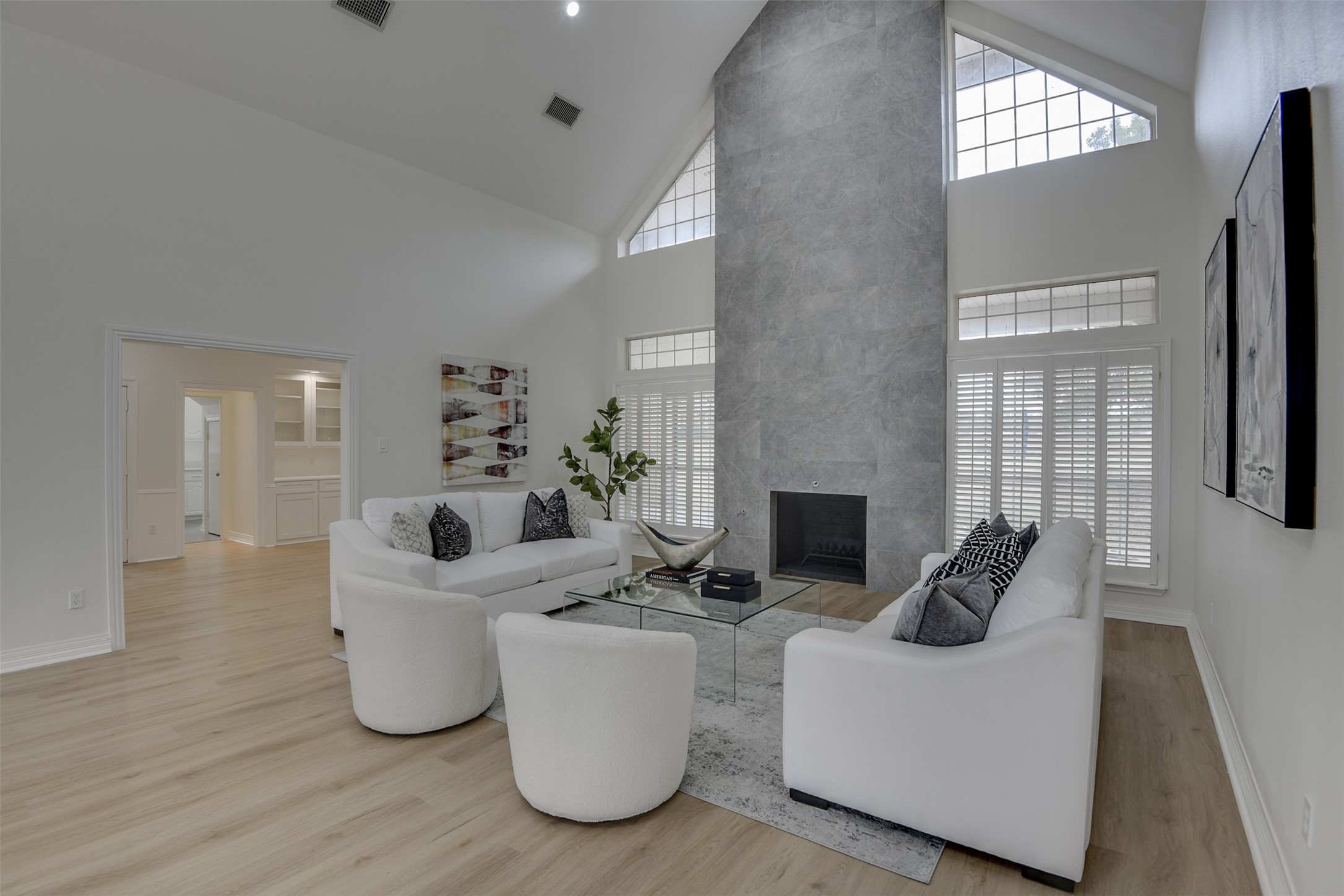 2121 Shari Lane Garland TX 75043