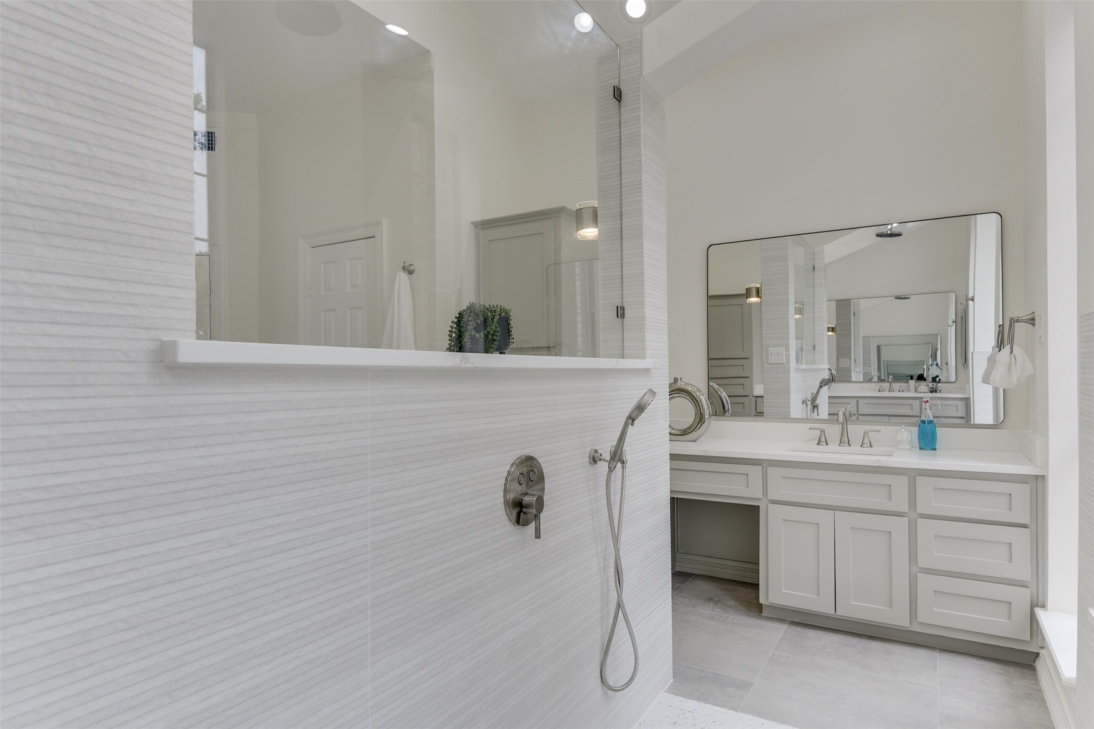 2121 Shari Lane Garland TX 75043