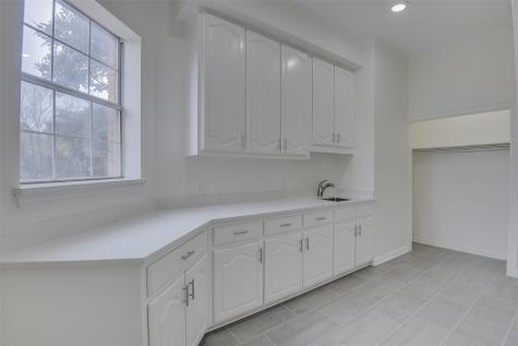 2121 Shari Lane Garland TX 75043