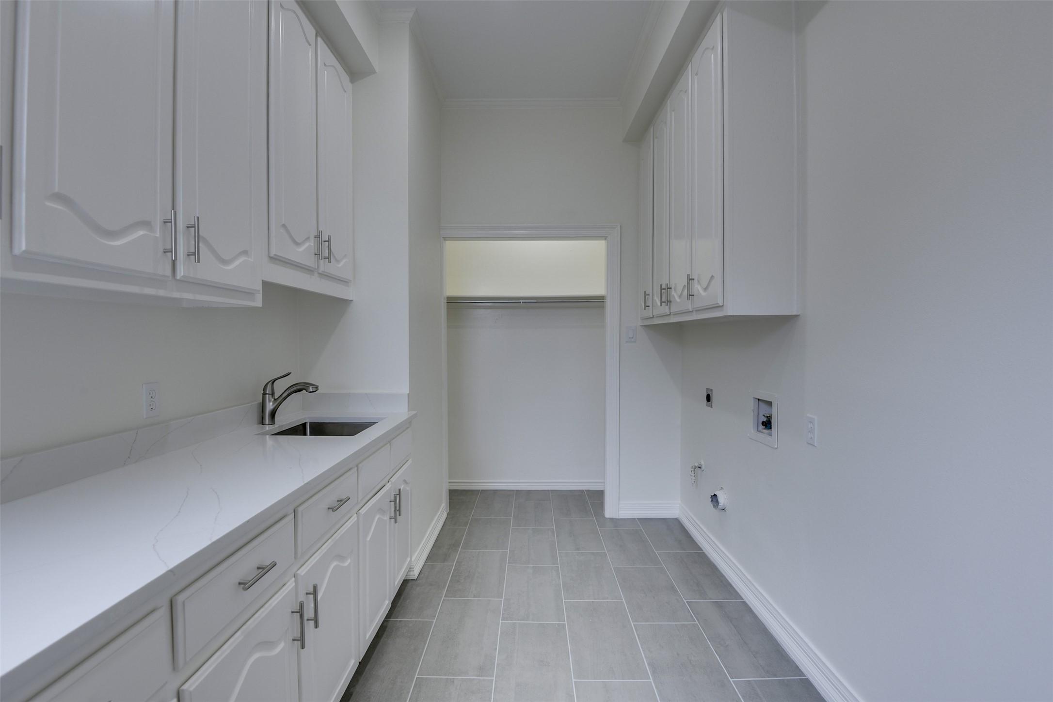 2121 Shari Lane Garland TX 75043