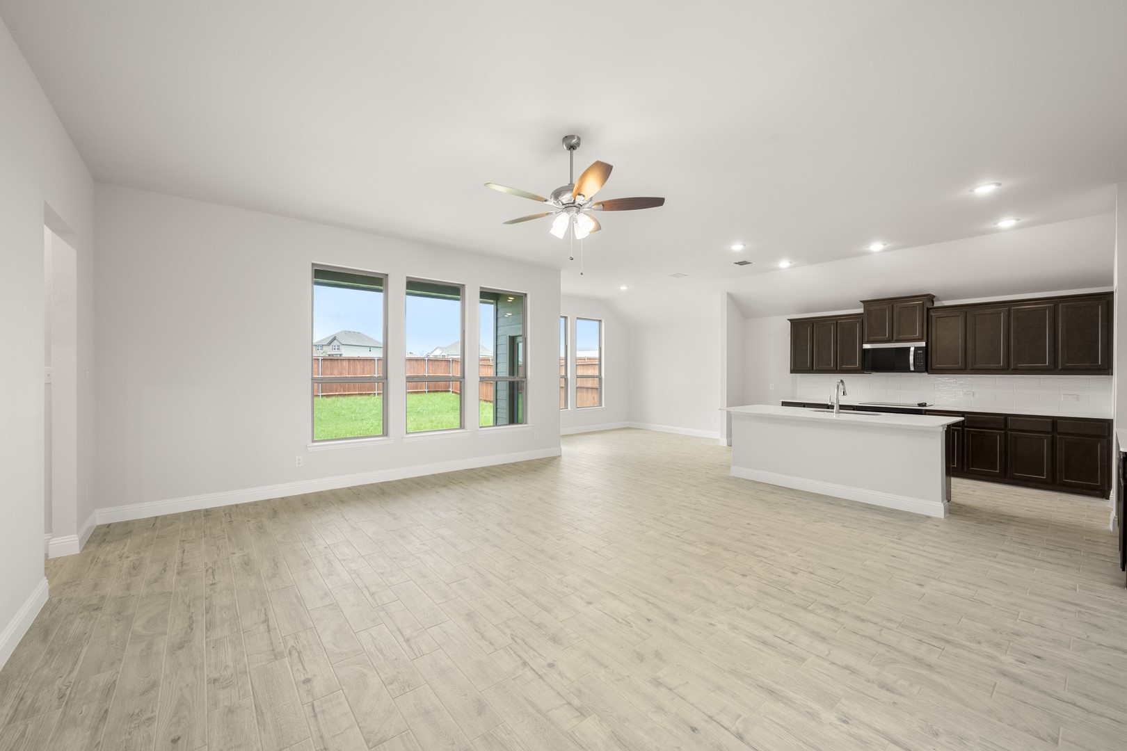 325 Comfort Drive Godley TX 76044