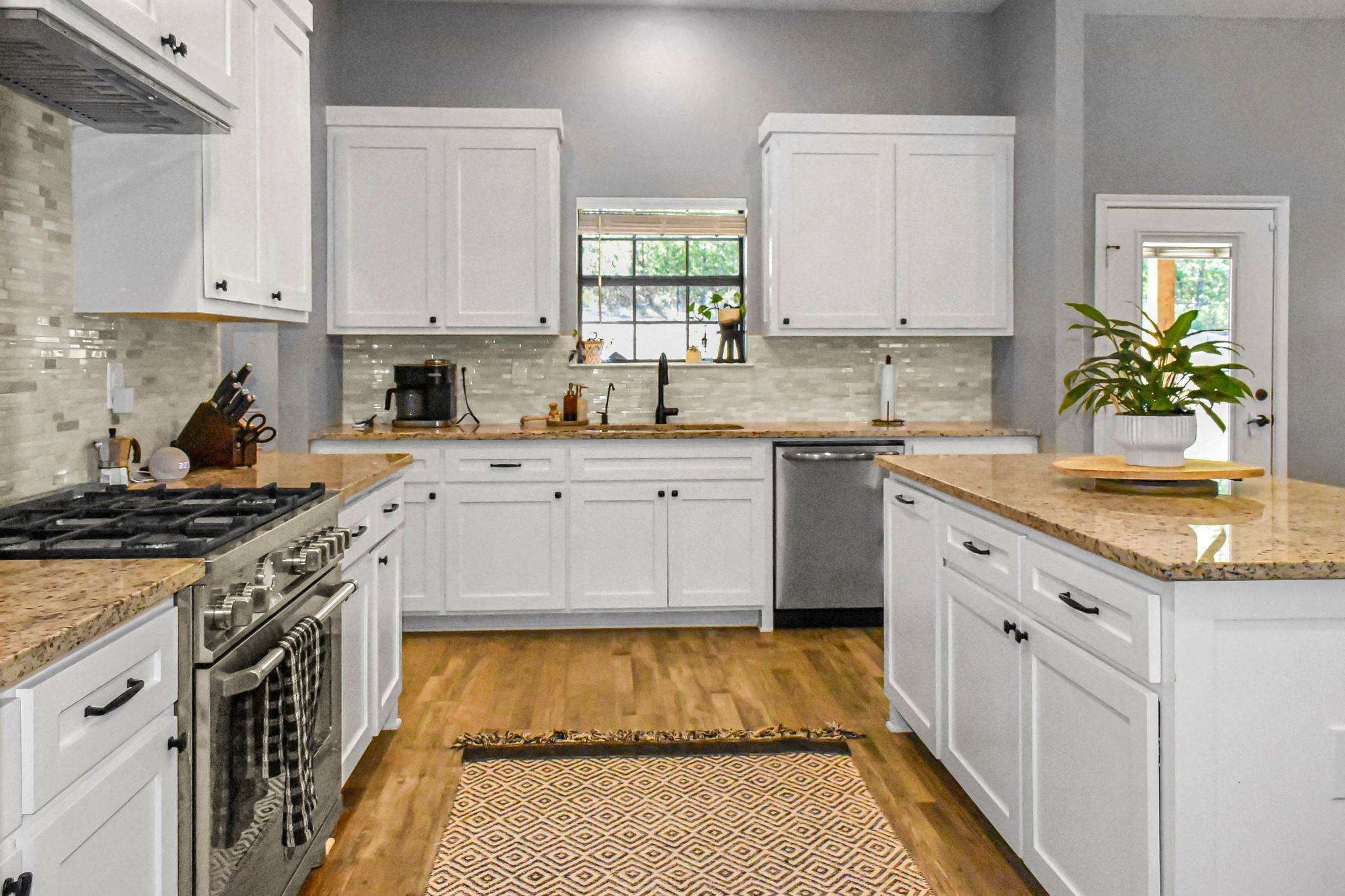 107 Private Road 6305 Mineola TX 75773