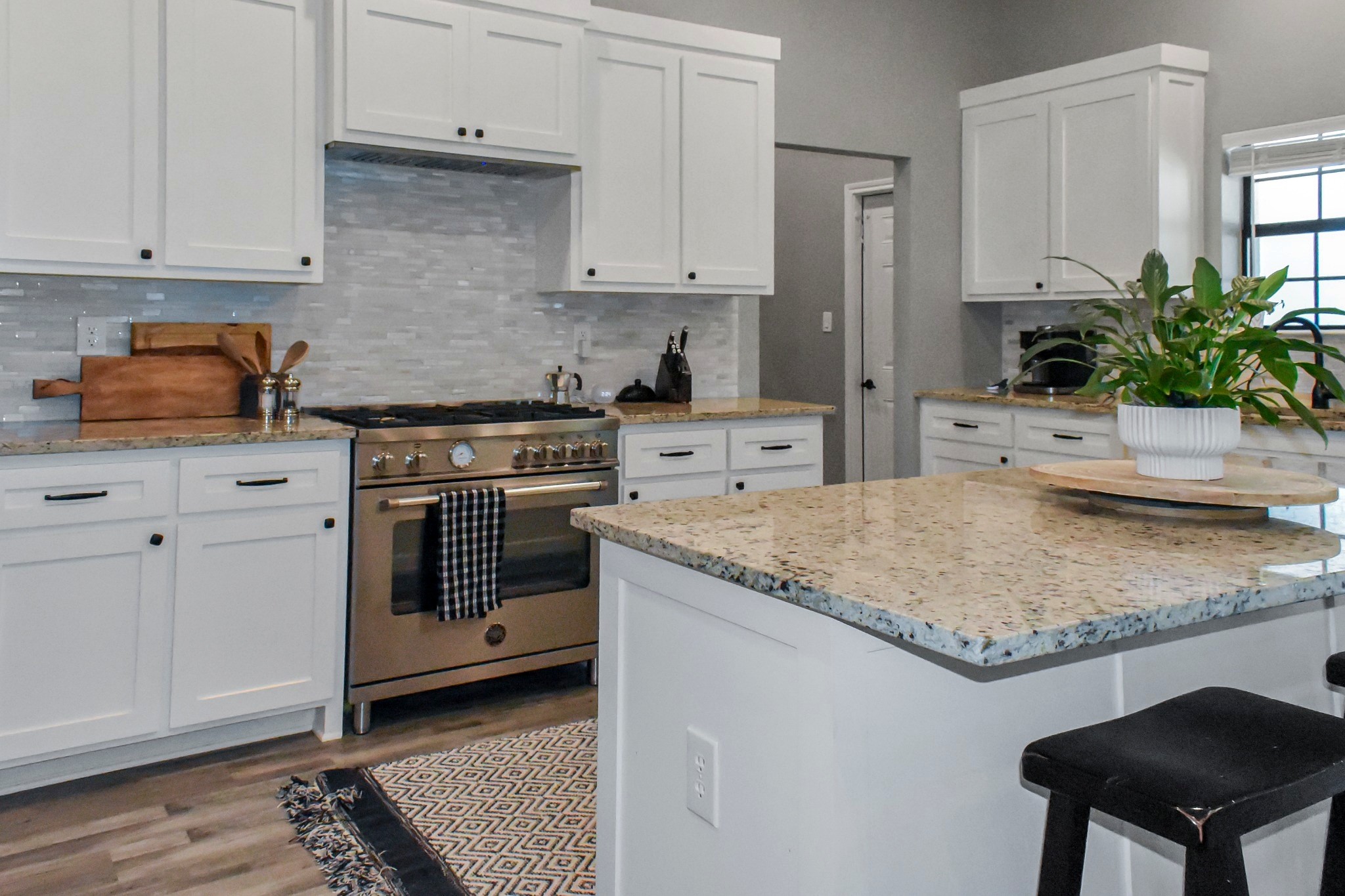 107 Private Road 6305 Mineola TX 75773