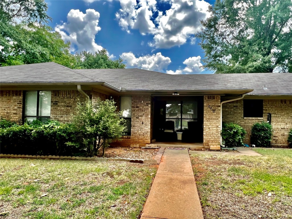 2210 Highland Park Drive Denison TX 75020