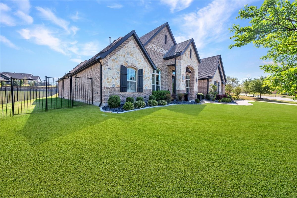421 Maggie Trail Lucas TX 75002