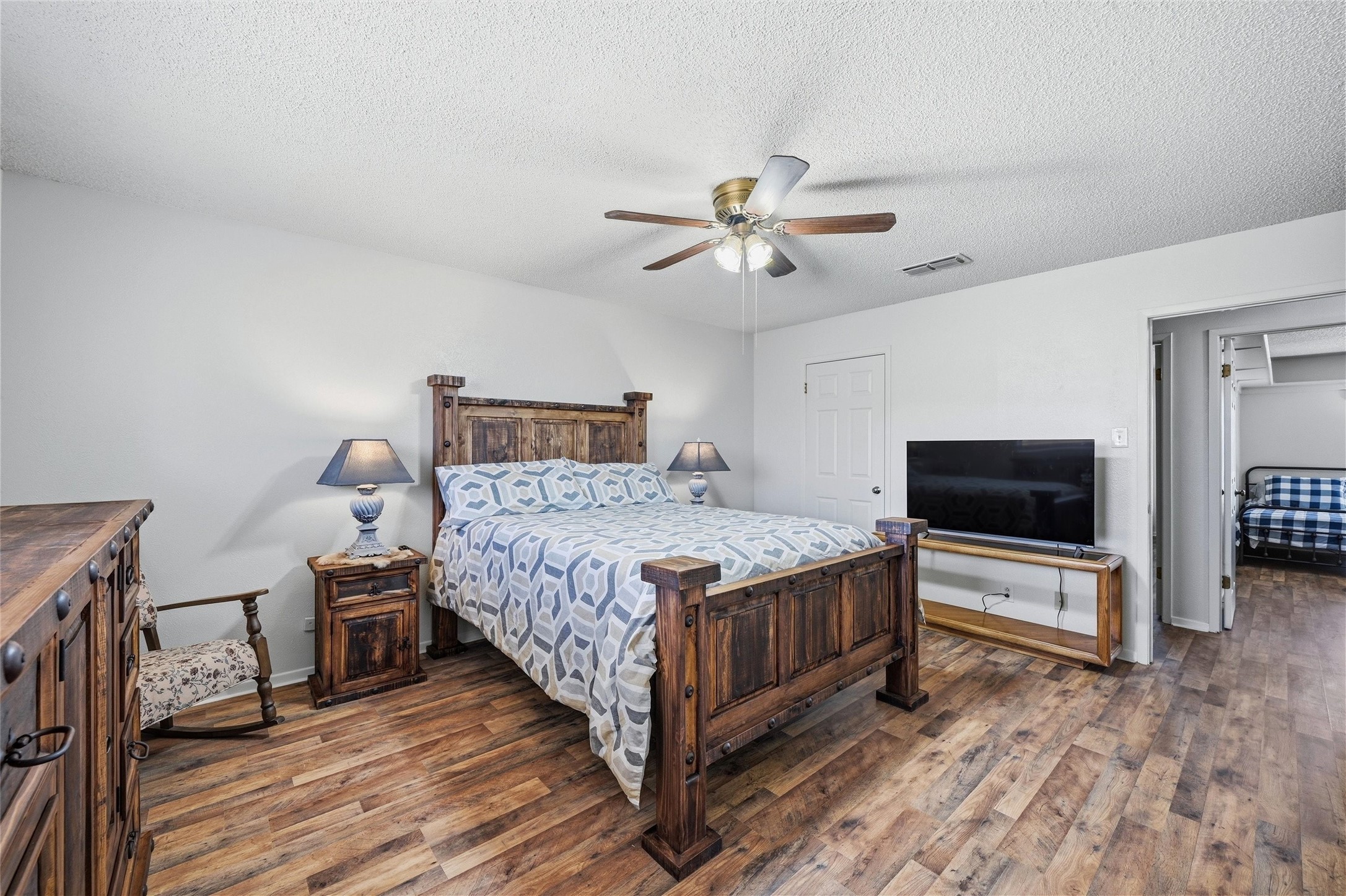 1901 Paula Drive Denison TX 75020