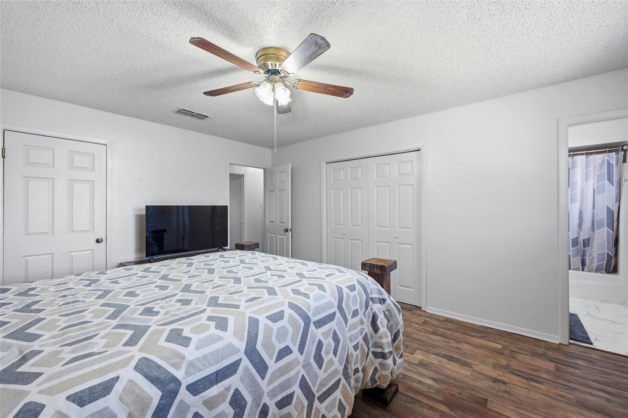1901 Paula Drive Denison TX 75020
