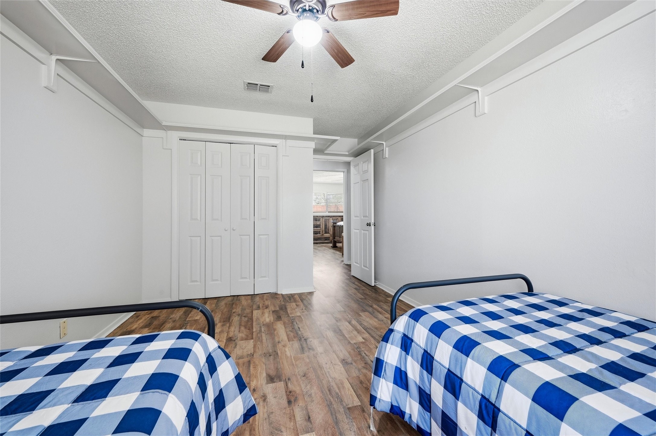 1901 Paula Drive Denison TX 75020