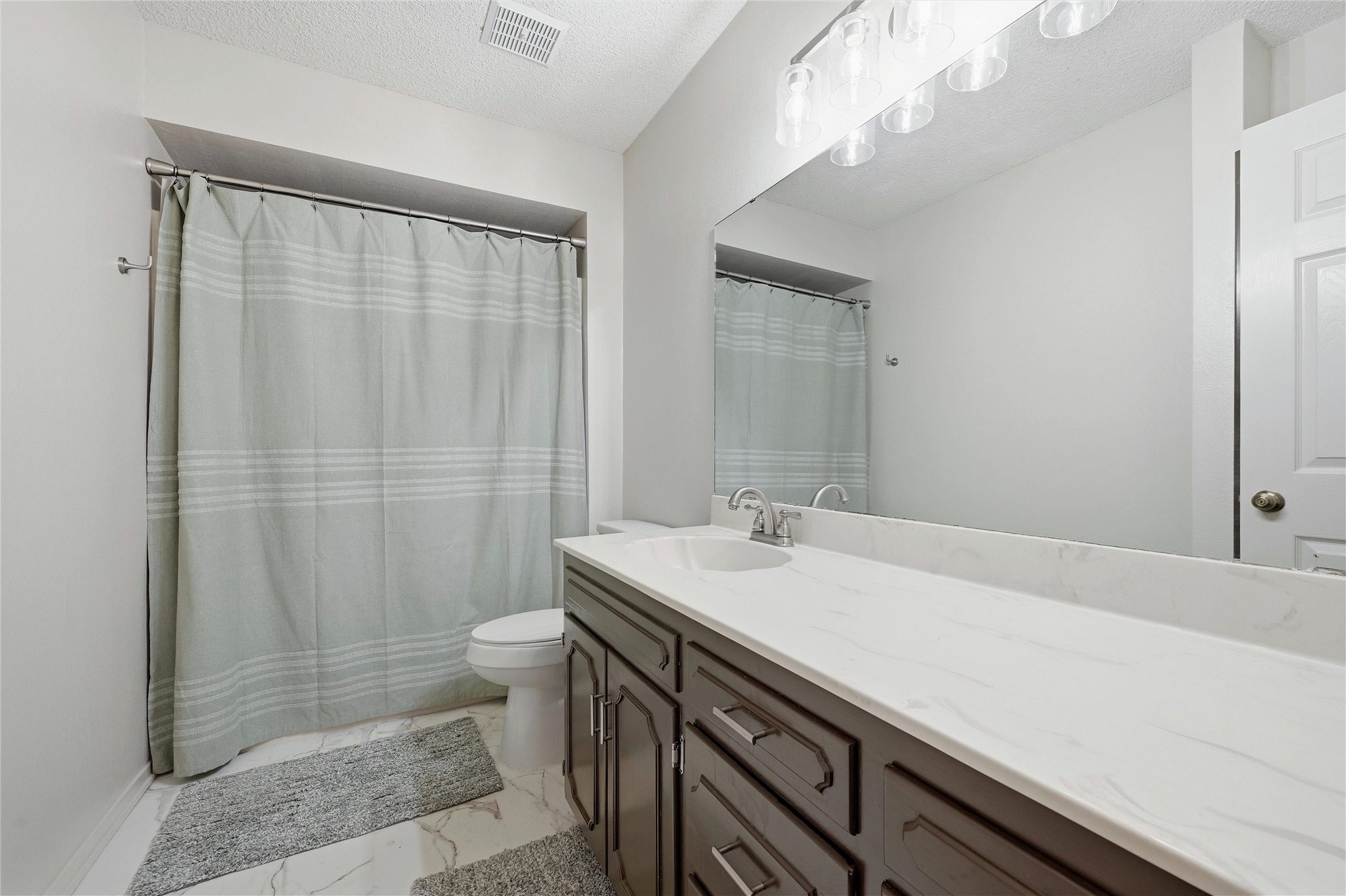 1901 Paula Drive Denison TX 75020