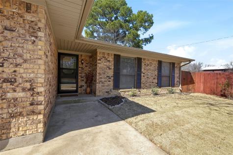 1901 Paula Drive Denison TX 75020