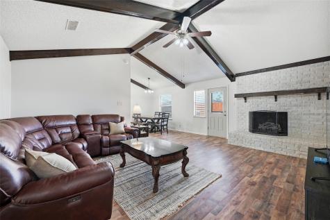 1901 Paula Drive Denison TX 75020