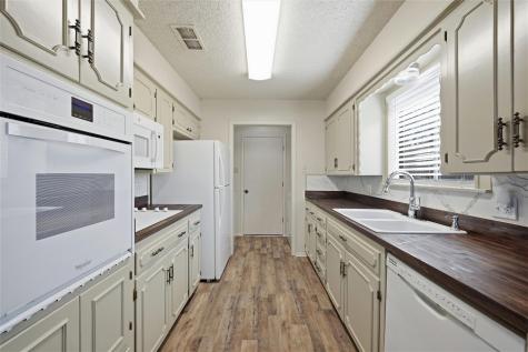 1901 Paula Drive Denison TX 75020
