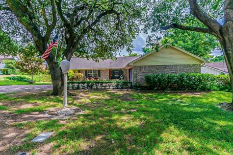 7504 Yolanda Drive Fort Worth TX 76112