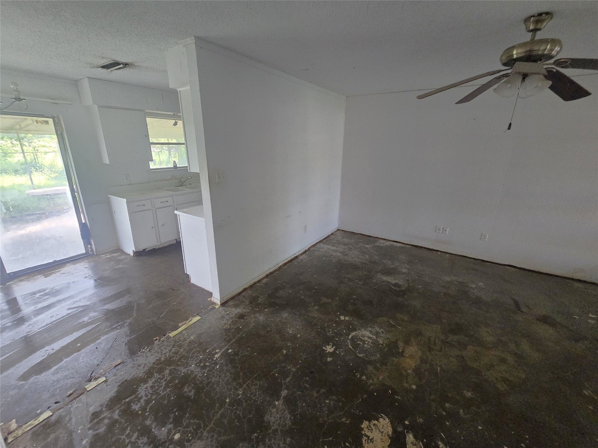 1608 Lee Street Kaufman TX 75142