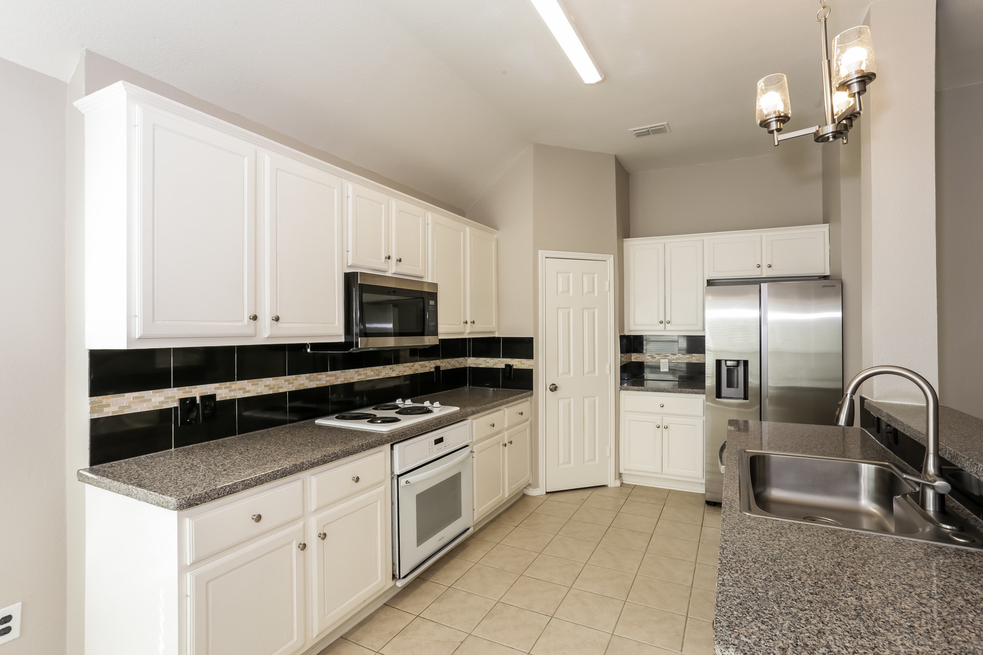 2309 Savannah Drive Mansfield TX 76063