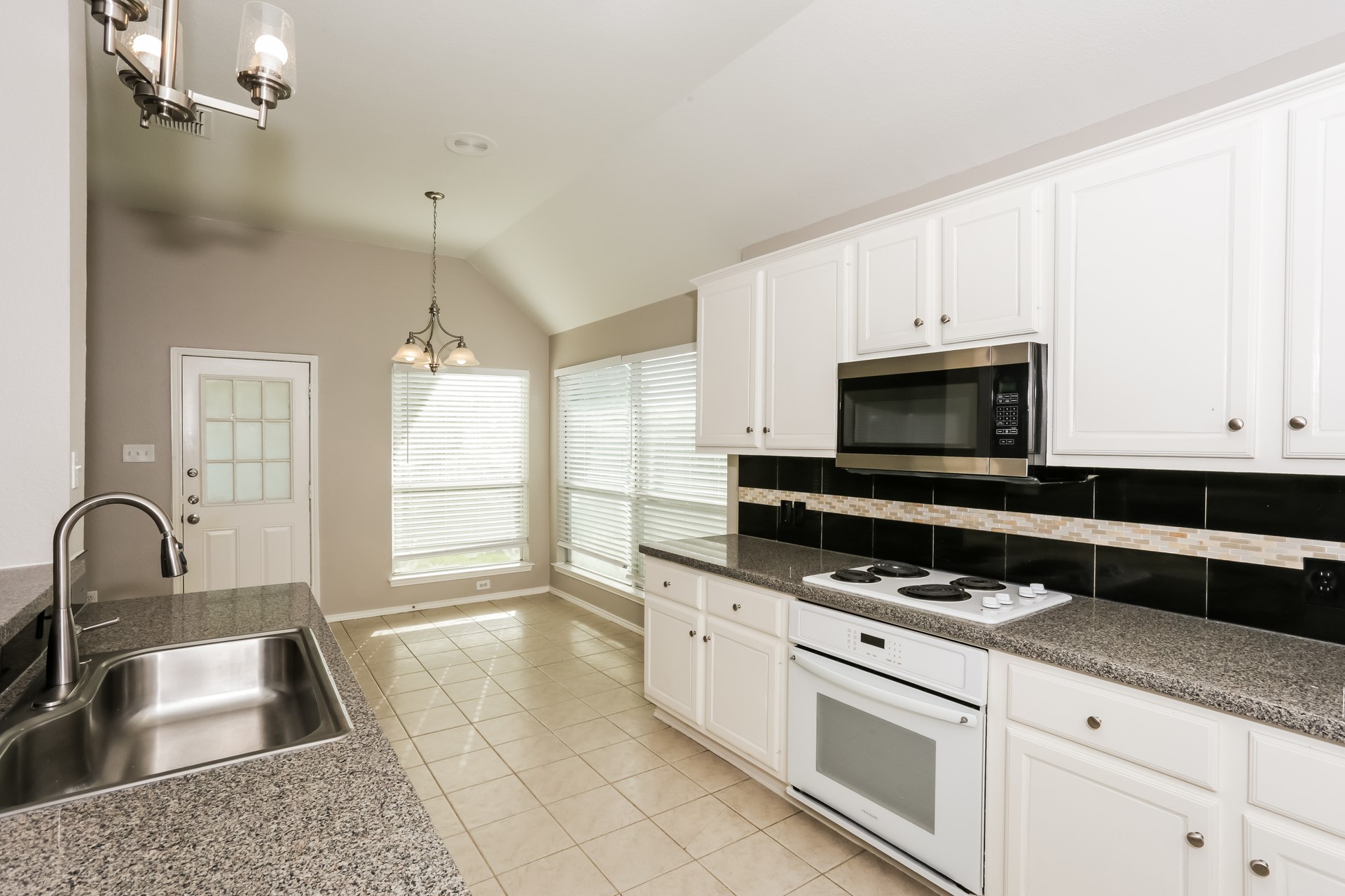2309 Savannah Drive Mansfield TX 76063