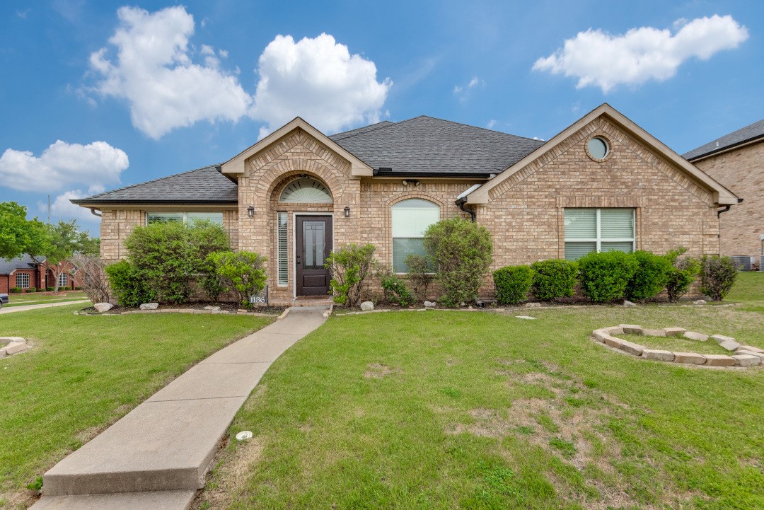 1136 Bordeaux Avenue Desoto TX 75115