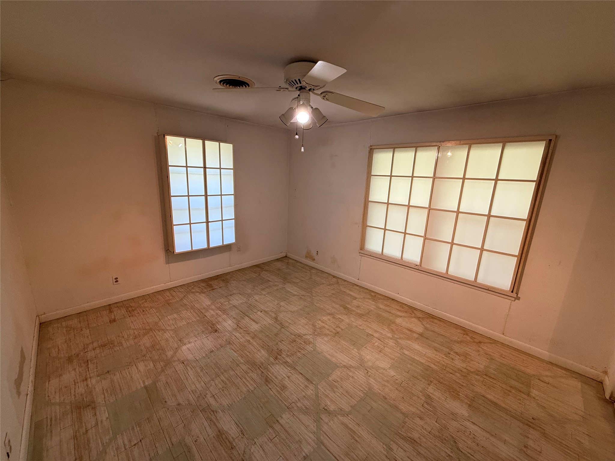 2200 Agnew Street Bonham TX 75418