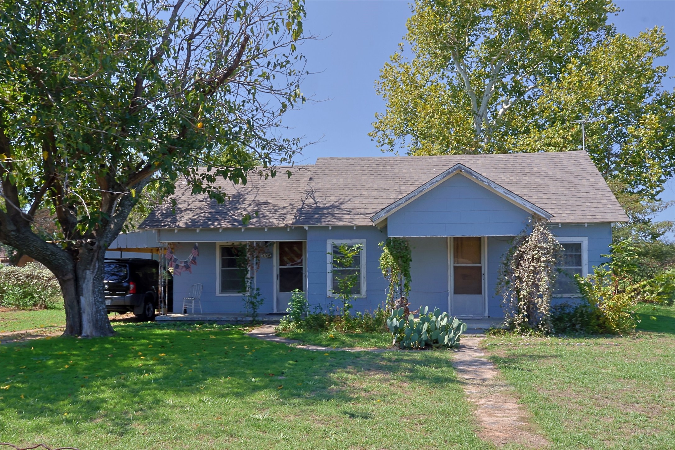 552 S Main Street Springtown TX 76082