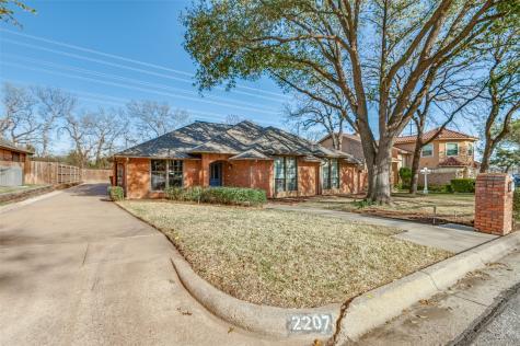 2207 Rocky Branch Drive Arlington TX 76013
