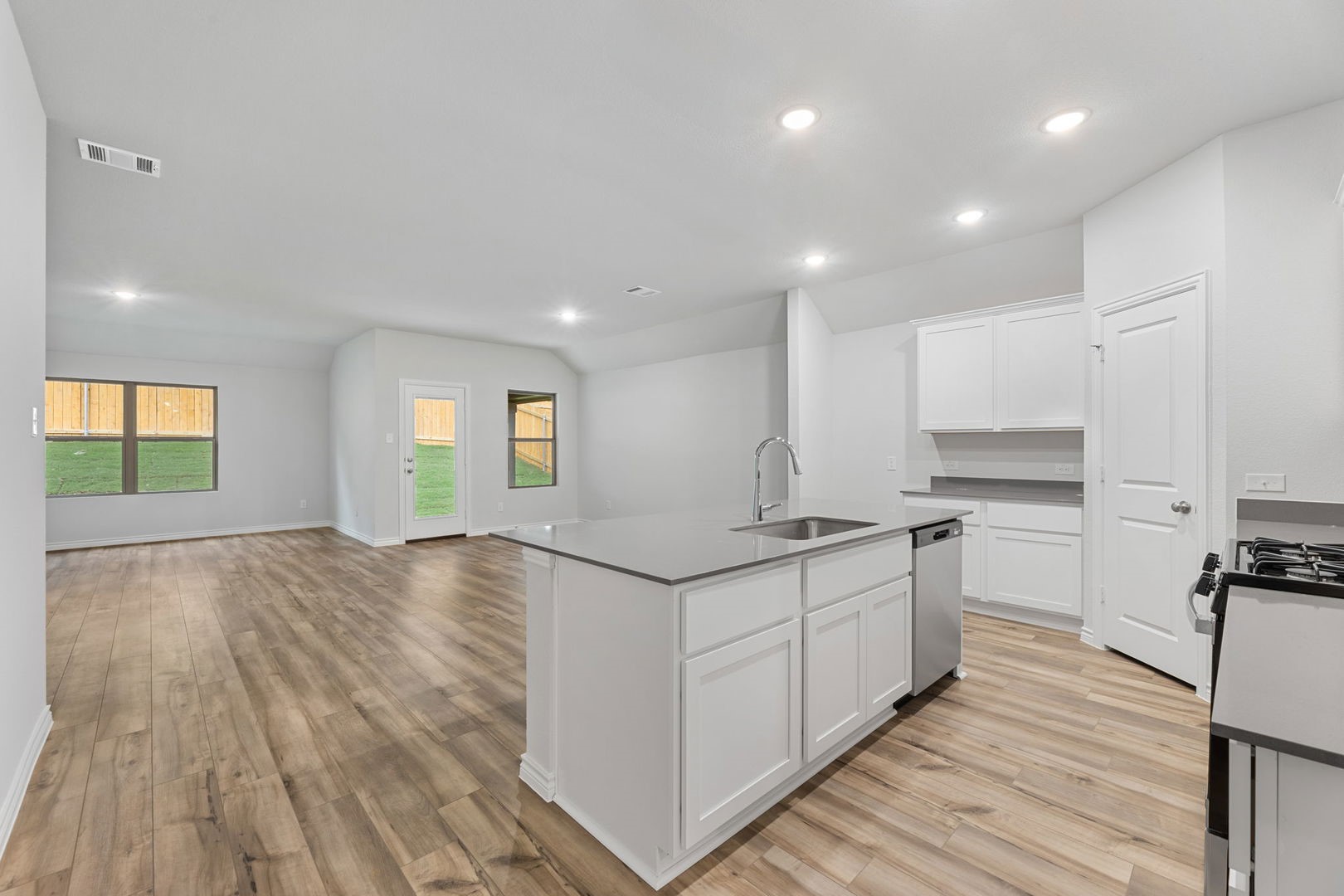 3804 Rose Hill Court Denison TX 75020