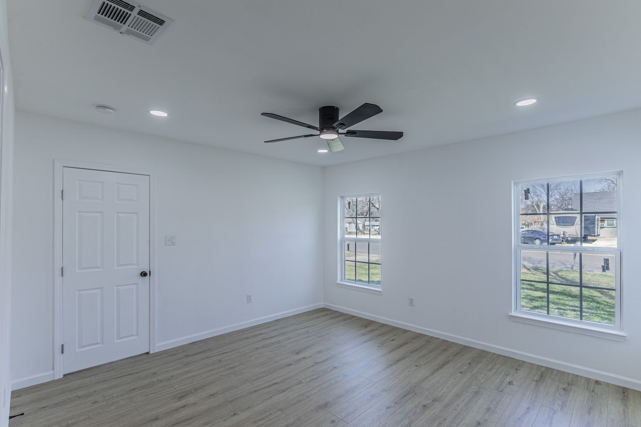 1026 La Clede Street Bellmead TX 76705