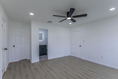 1026 La Clede Street Bellmead TX 76705