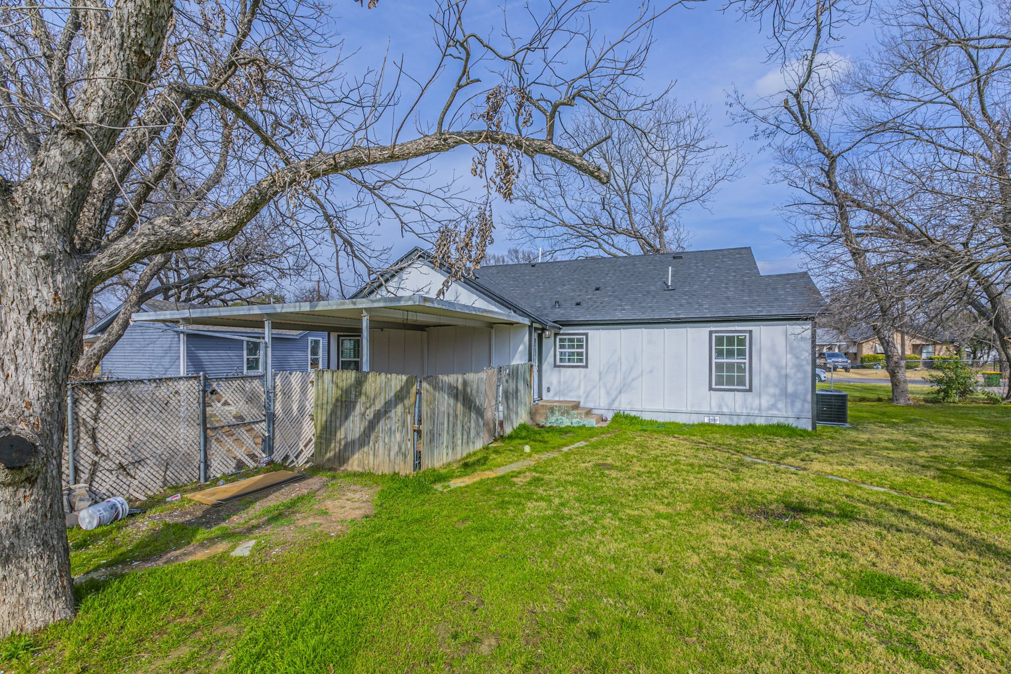 1026 La Clede Street Bellmead TX 76705