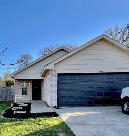 1348 E Maddox Fort Worth TX 76104