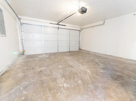 1348 E Maddox Fort Worth TX 76104