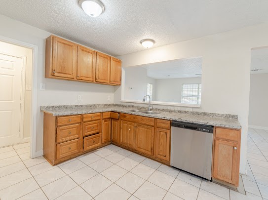 1348 E Maddox Fort Worth TX 76104