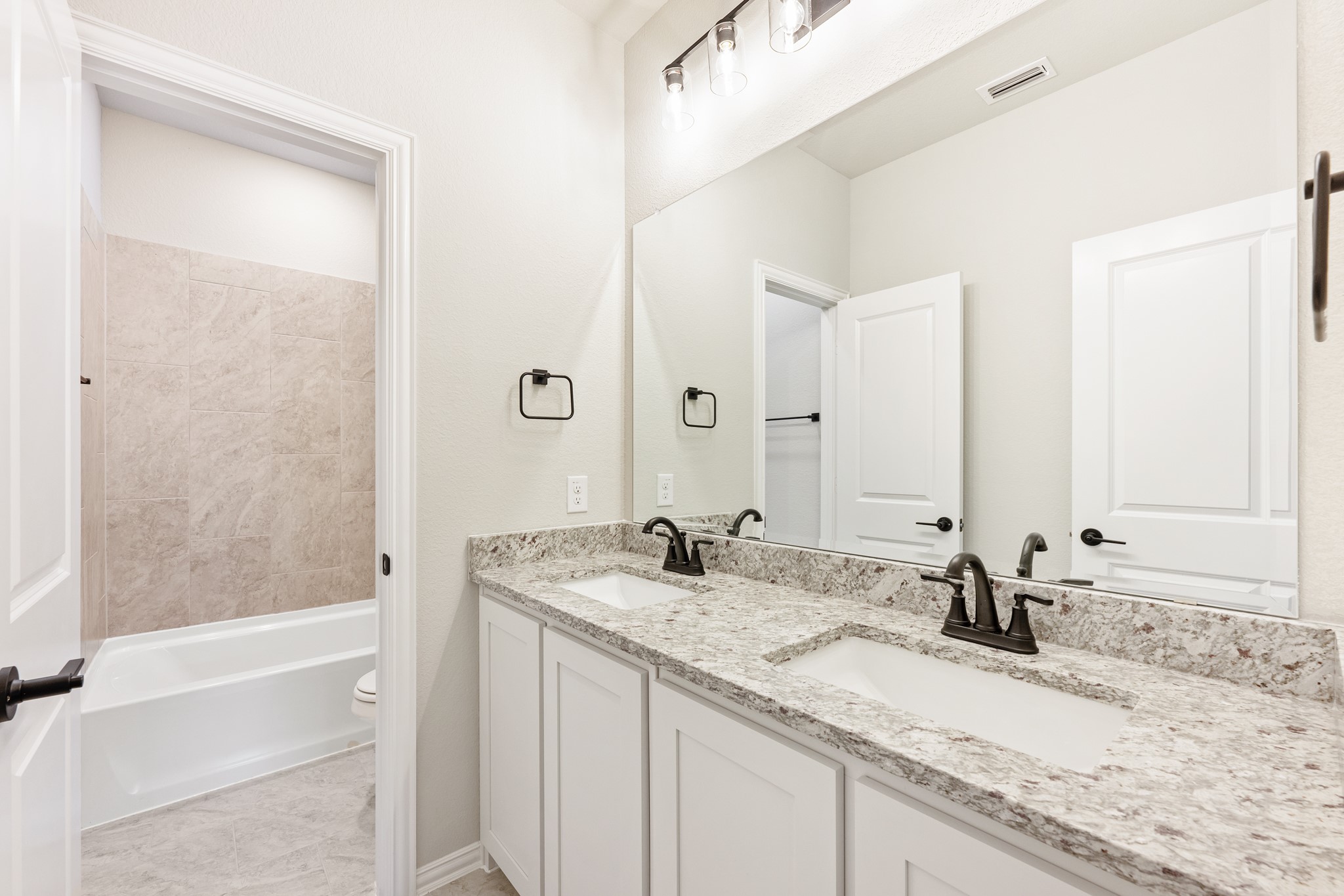 7825 Barley Field Street Joshua TX 76058