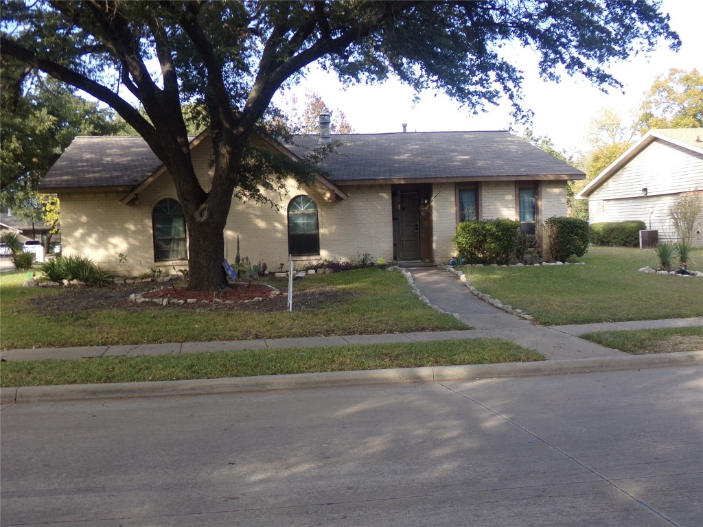 1421 Bosque Drive Garland TX 75040