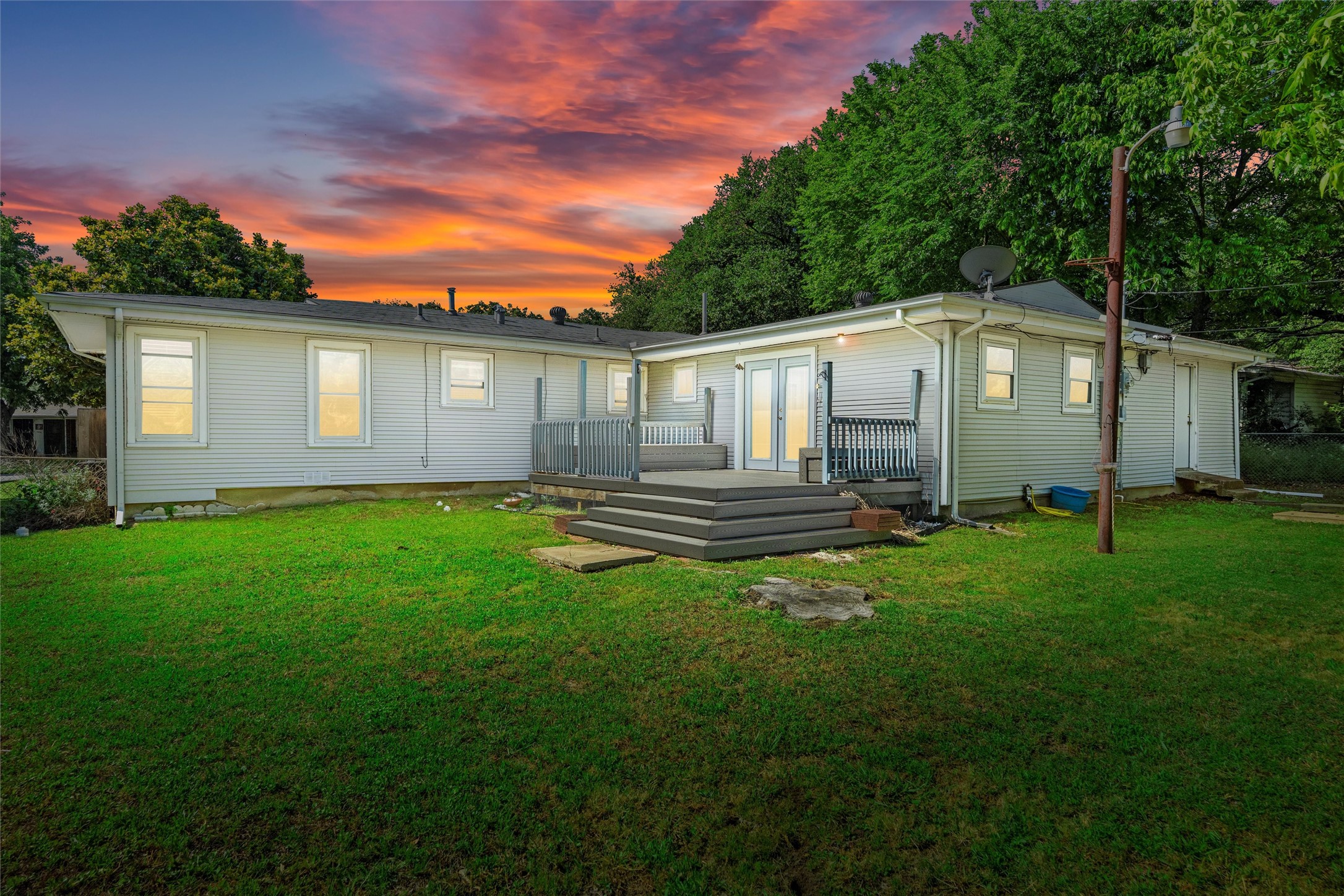 5017 Monette Street Haltom City TX 76117