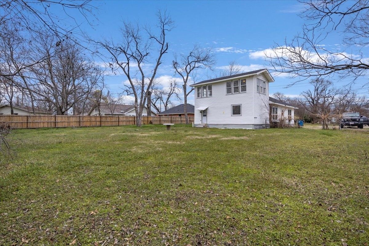 2200 N Beaton Street Corsicana TX 75110